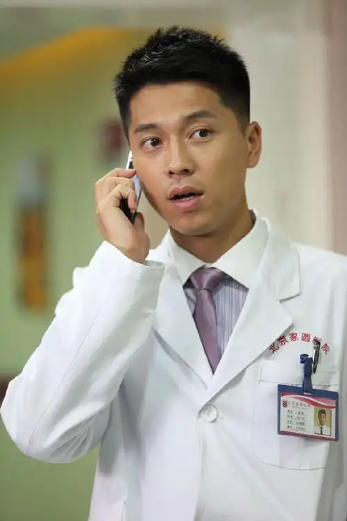 p>王雷,1982年12月29日出生于辽宁省大连市西岗区,中国内地影视男演员