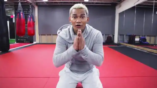 托尼贾的泰拳功夫真厉害,招式毒辣,观赏性十足!