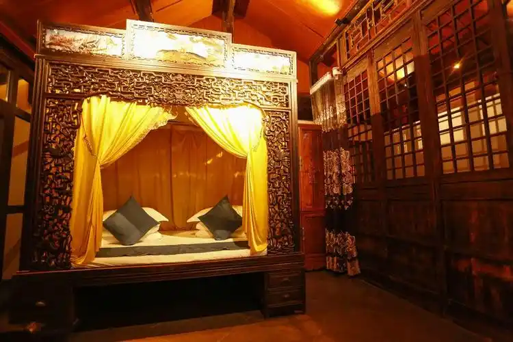 平遥新龙门客栈