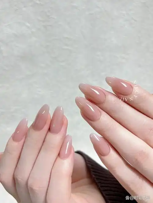 绝美的春夏美甲款式,嬛嬛同款的裸色巨温柔,爱了爱了