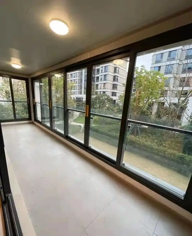 2023年新款封阳台:三轨六玻扇重推拉门.2023年新款封阳 - 抖音