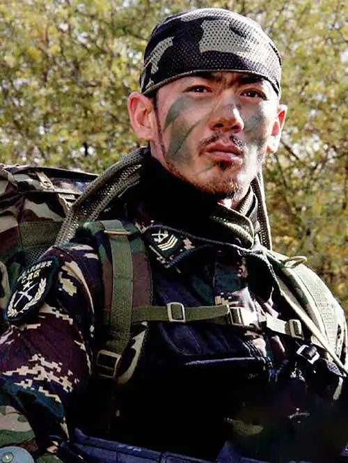 明星保镖出身,46岁的任天野凭什么演《我是特种兵》的队长?