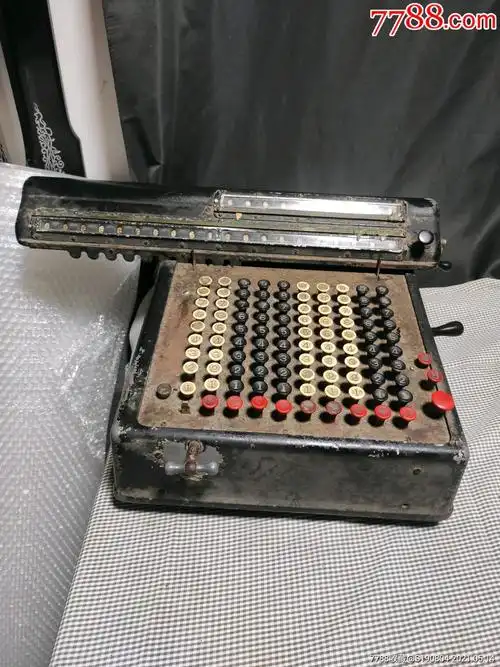 民国时期美国产monroe古董台式手摇计算器