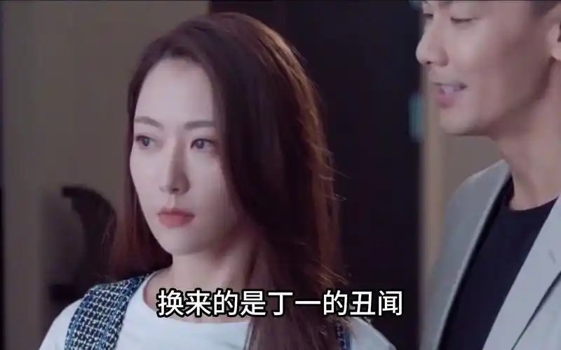 白冰:被杨受成力捧,被成龙提携一舞成名,为爱退隐却惨遭背叛