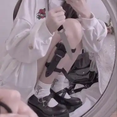 女头部位污图片高清性感的部位女头污真人图片