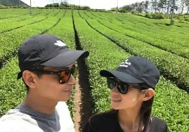 和"小杨幂"郭鑫蕊在一起,赵永洪就大方承认了.返回搜狐,查看更多