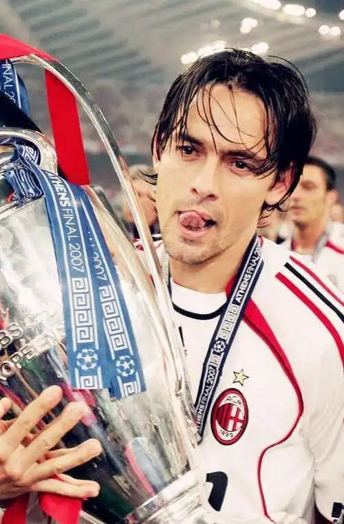 因扎吉45岁生日快乐欧冠十大射手天下足球十大武器你记得吗