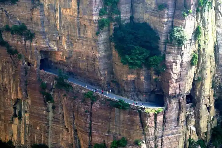 解读丨被誉为"通往成功之路"的挂壁公路!