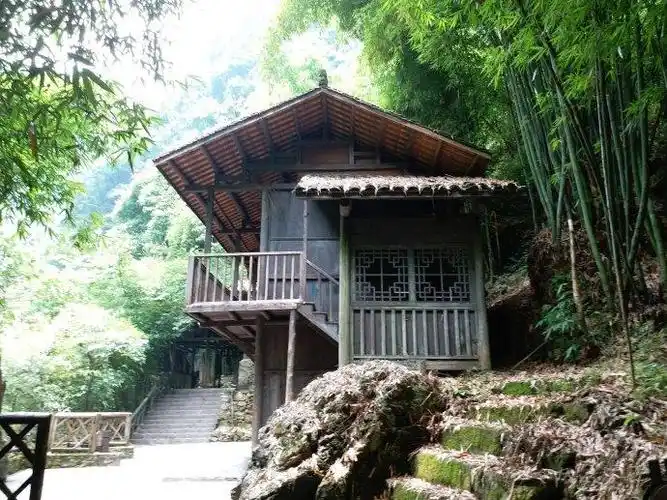 南行记之三峡人家69:三峡人家39之竹楼