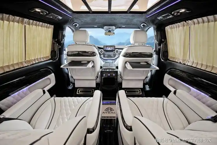 深圳奔驰威霆大七座内饰改装尽显高端商务车的豪华典范