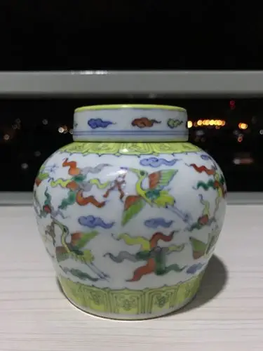 请问大这天字罐是不是仿的还是老的?