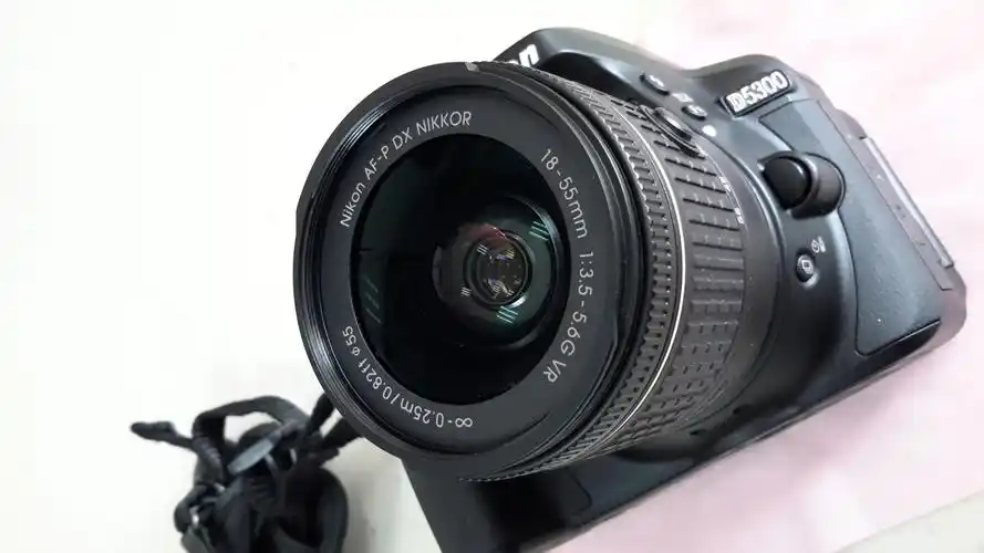 尼康af-s dx 18-55mm f/3.5-5.6g vr ii