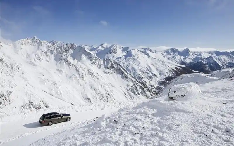 桑塔纳汽车,高清图片,电脑桌面-壁纸族