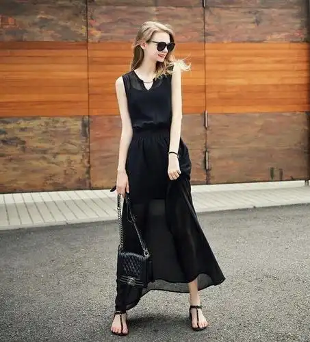 雪纺连衣裙搭配各款鞋子 这样穿时尚一整夏