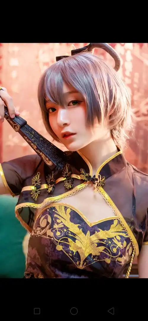 cosplay金丝雀洛天依