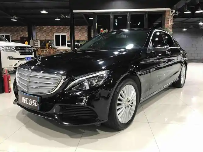 奔驰c为什么不买黑色「做生意的人一般都买什么车」