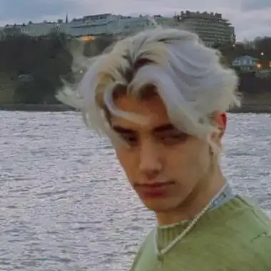 高冷欧美ins风男生头像高清图片超拽高级感十足的男头合集