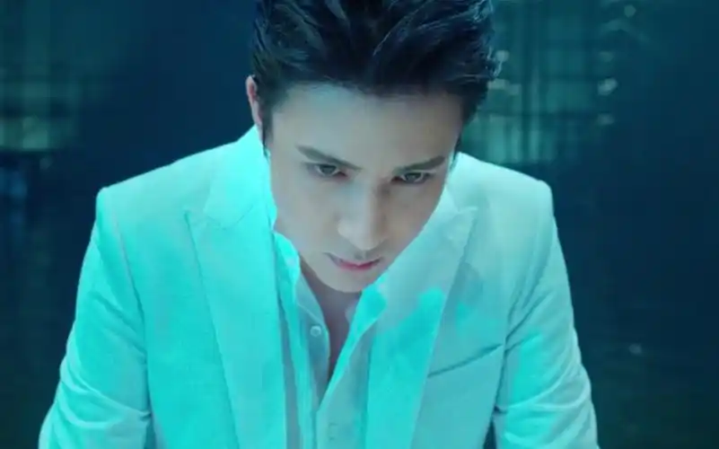 薛之谦《病态》mv