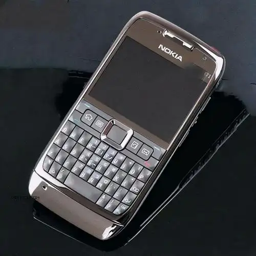 诺基亚我直三星我给你掰弯苹果我直三星掰弯