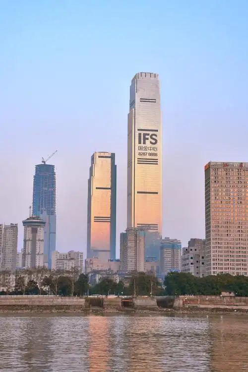 夕阳下的长沙ifs