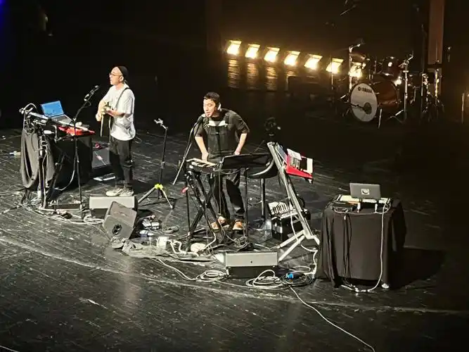 张玮玮郭龙白银饭店十周年音乐会