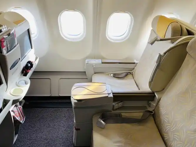 韩亚航空oz712 台北前往首尔 加映新航休息室