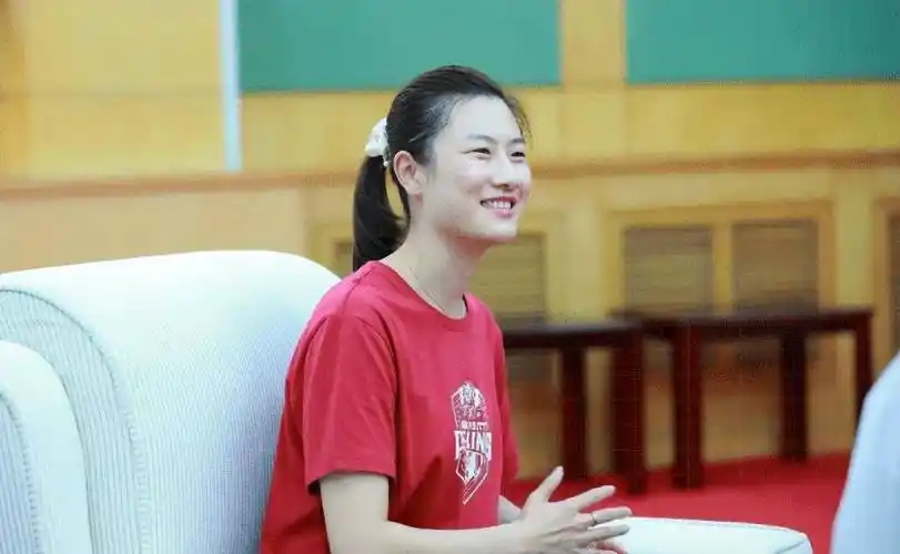 最新任命,丁宁亮相北京新岗位,级别超刘国梁,和周继红同级_中国_乒乓