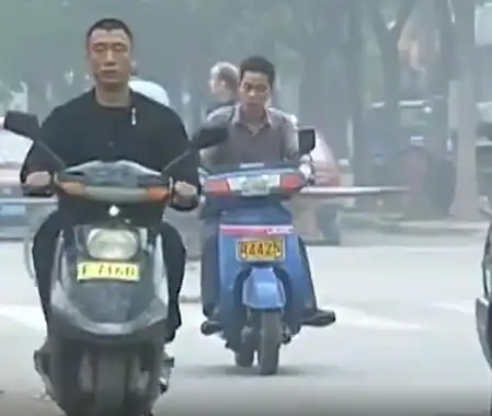 征服刘华强的萨日朗是双输