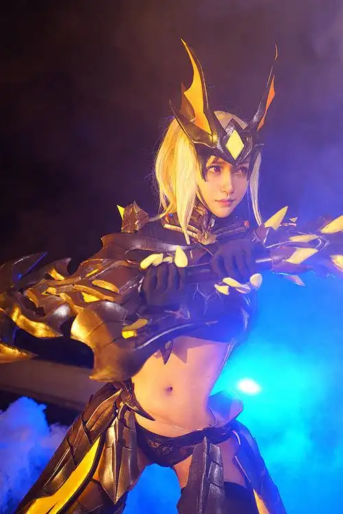 王者荣耀花木兰水晶猎龙者cosplay半次元第一中文cos绘画小说社区