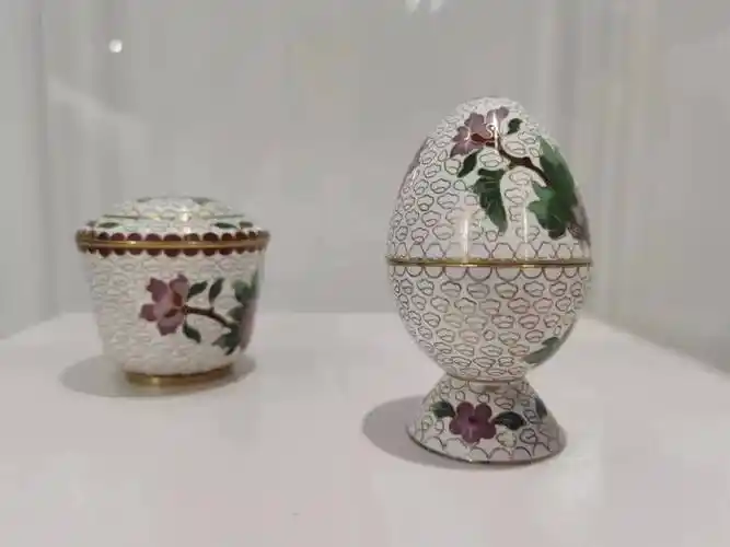 宋庄艺术小镇再添一家类博物馆:国内的"奢饰品"展馆_珐琅_中国_北京