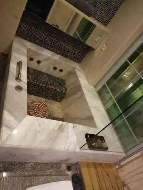 索亚风尚温泉-"环境很不错,推荐去一下,就是池子有点少.