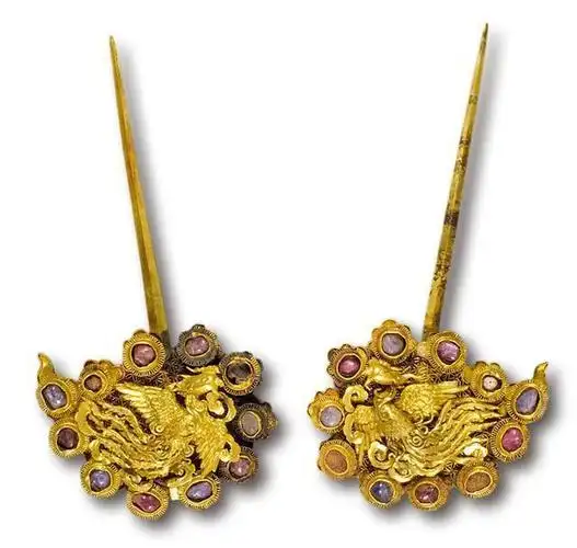 簪钗花钿锁云鬓—明代江西藩王墓出土头饰赏析