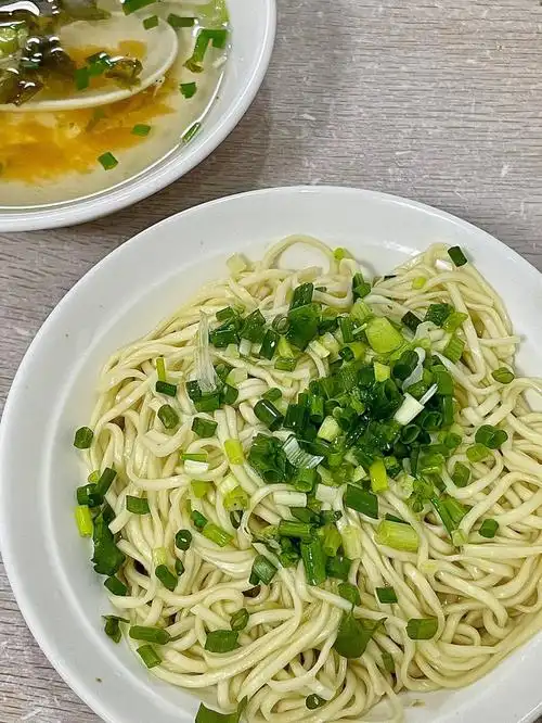 这一碗葱油拌面吃到了老底子杭州味道