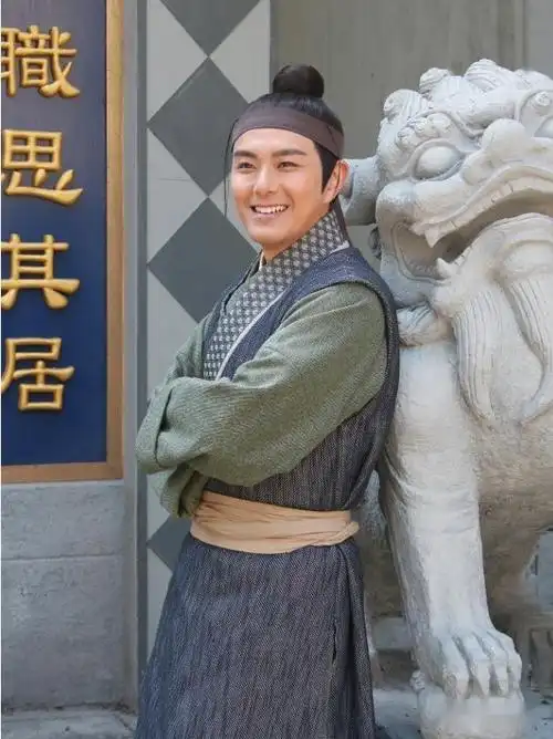 汤洛雯古装剧开工欢喜冤家萧正楠称整村女人都钟意我