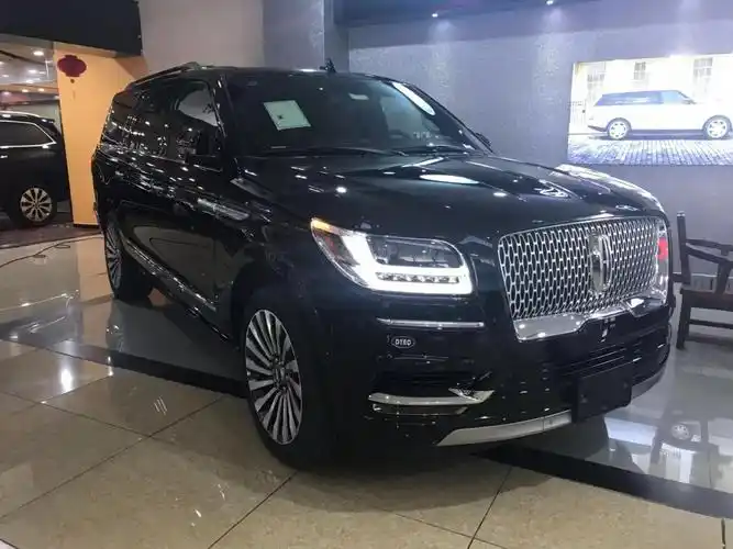 19款林肯领航员美式全尺寸豪华7座suv商务车