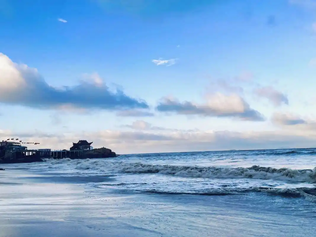 地点99:温州平阳县西湾风景区金沙滩 大海一望无际,总能给我安慰 去