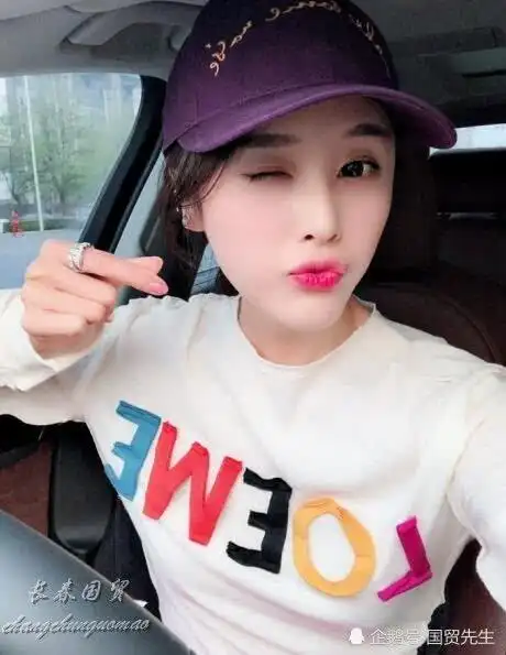 侯勇小娇妻王瑞近照曝光,两人年龄差20岁