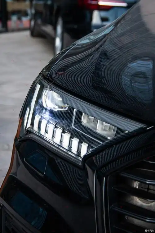 奥迪q7矩阵大灯 都知道奥迪的大灯贵 装完之后就不会心疼钱了-爱卡