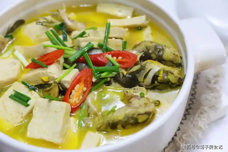 黄骨鱼焖豆腐如何做得好吃注意这3点肉嫩汤鲜暖身又暖胃