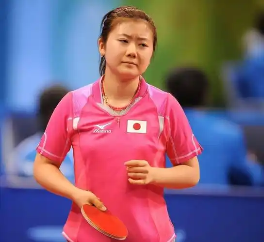 福原爱:爱哭的日本乒乓球大魔王,在中国有很多球迷_所有人_生活_爱戴