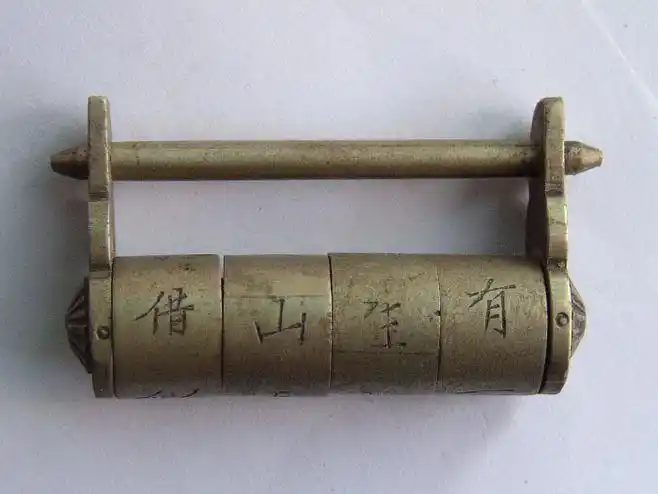 【千奇百怪的中国古锁】