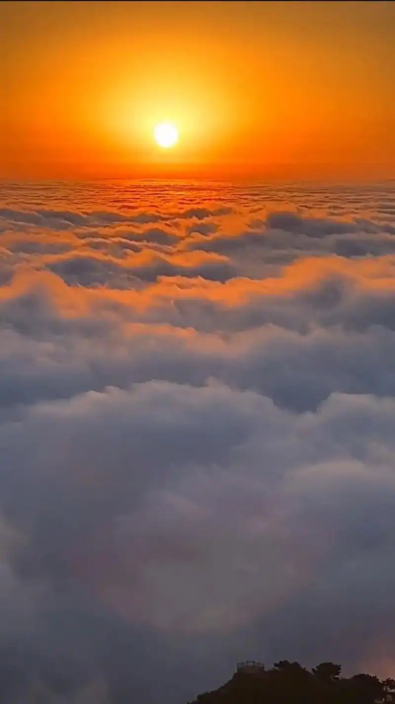 图文热点来了 黄山日出云海奇观,云雾缭绕,绝美震撼,宛如人 - 抖音