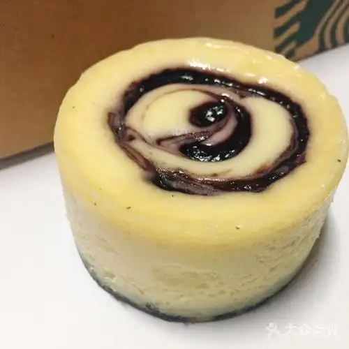 星巴克蓝莓曲奇风味芝士蛋糕图片-北京咖啡厅-大众点评网