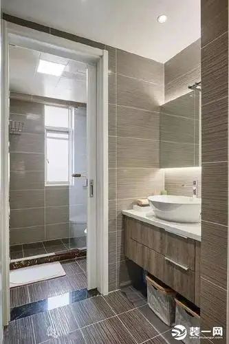 二居室卫生间干湿分离装修效果图