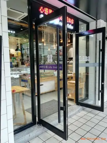 蛋糕店门 田园温馨风格商铺门