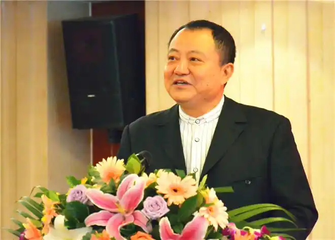 海华重庆公司董事长 刘渝生先生