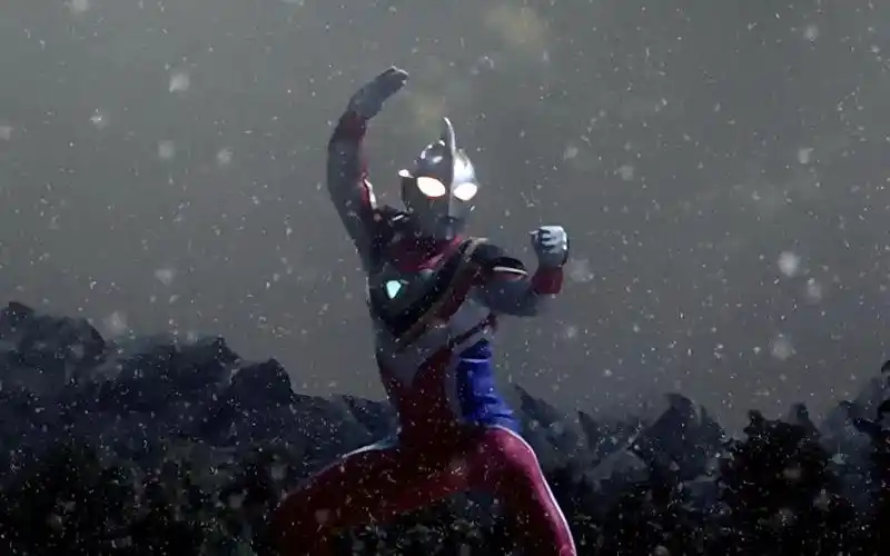 盖亚奥特曼33话与传说战斗精彩片段(日语超清)