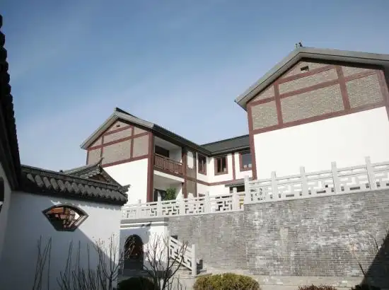 大连市金州区大连东泉温泉假日酒店预订_大连东泉温泉假日酒店介绍