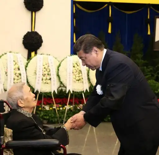 8月6日,张劲夫同志遗体在北京八宝山革命公墓火化.