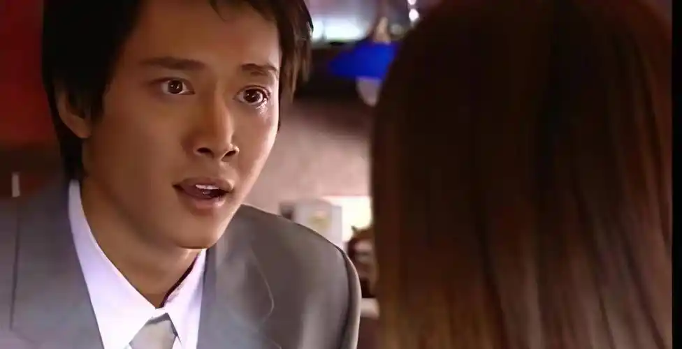 陆毅合作的《男才女貌》,与陶虹,何冰主演的《夜深沉》等,都有冯绍峰